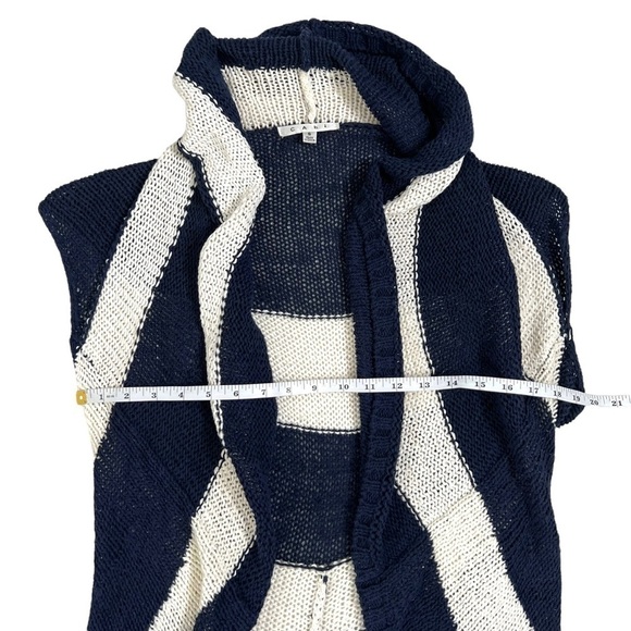 CABI Women's Knit Skipper Vest #679 Blue Cream Wide Stripes Nautical Size Small - Picture 12 of 15